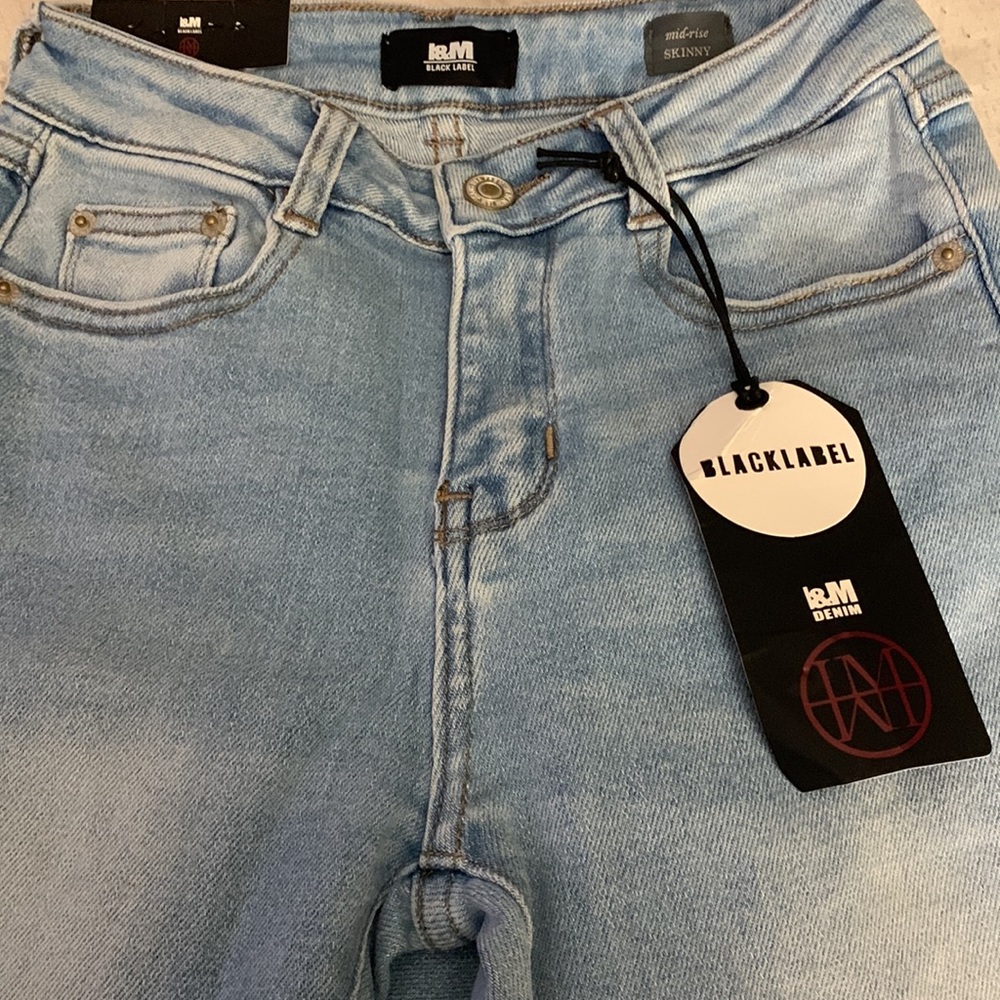 l&M Black Label Emma Mid-Rise Skinny Stretch Jean. BNWT. Never Worn. Sz. 0.